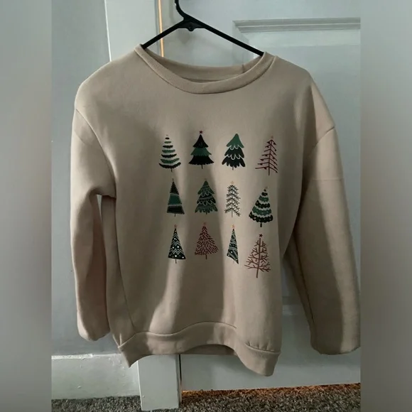 SHEIN Christmas crewneck - Picture 1 of 3